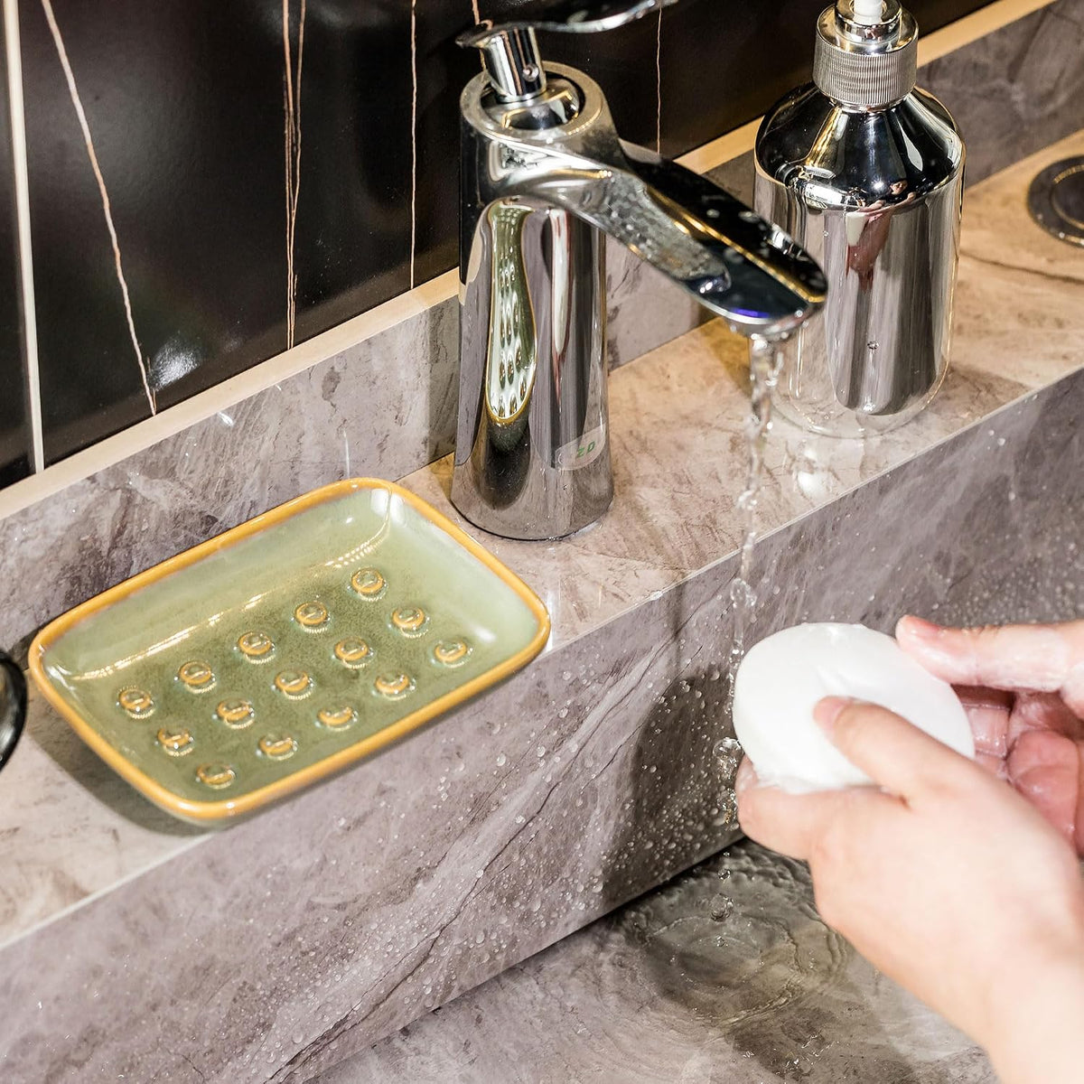 Miamolo Soap Dish for Shower & Bathroom, Floating Point Save Soap Loss